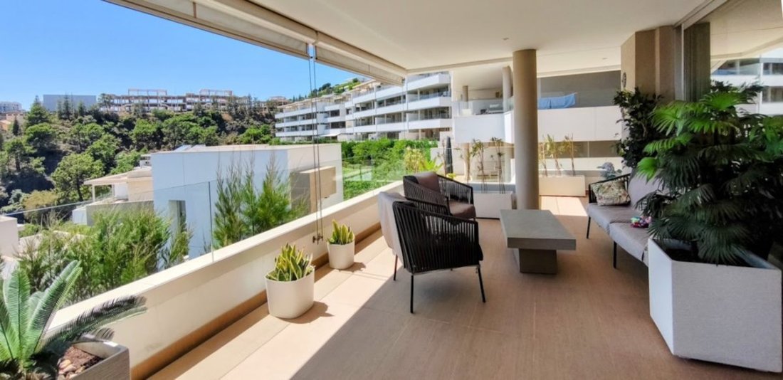 Apartment in Benahavis, Andalusia, Spain 2 - 18859048