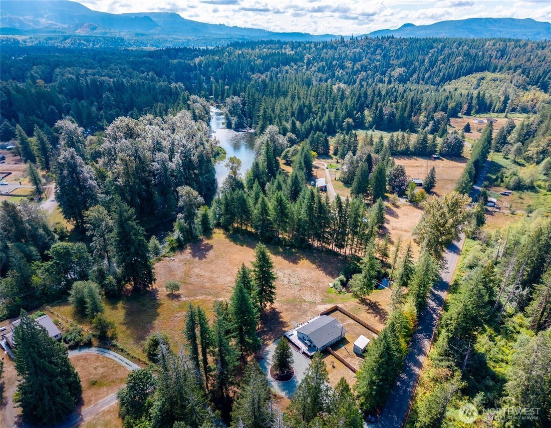 Monroe, Washington, United States 1 - 18844842