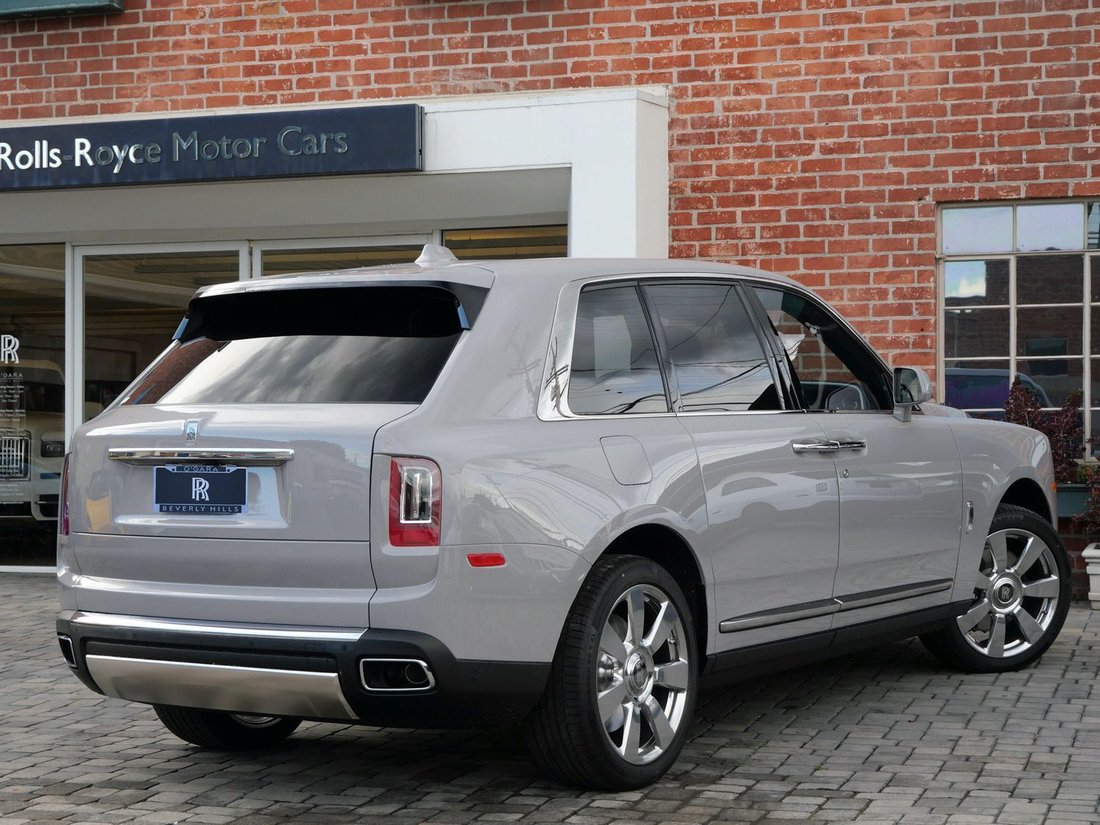 Suv in Beverly Hills, CA, United States 2 - 18850305