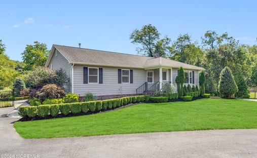 House in Farmingdale, New Jersey, United States 1