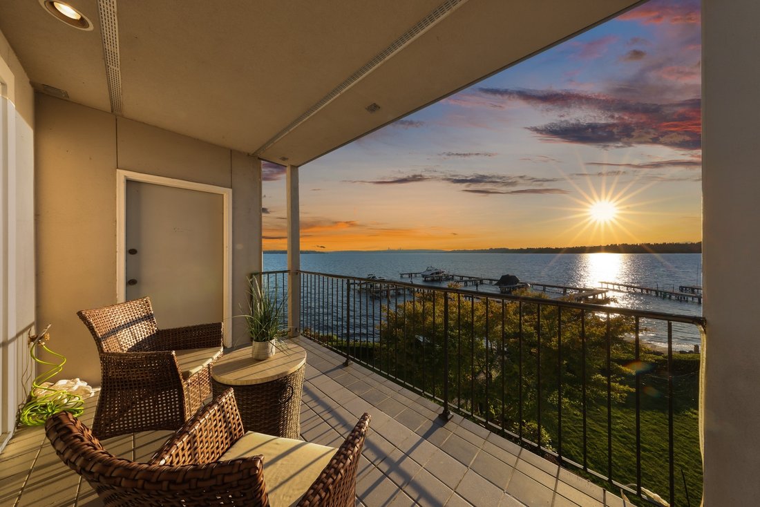 Appartamento a Kirkland, Washington, Stati Uniti 2 - 18855836