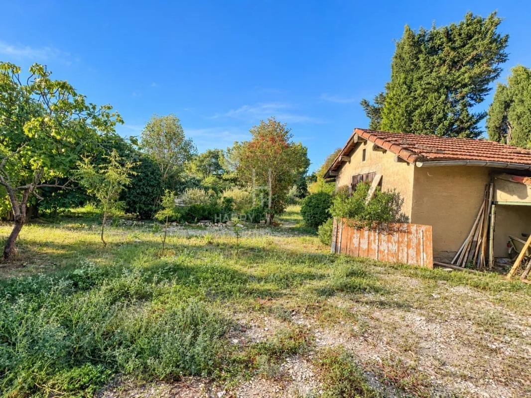Terreno en Saint-Remy-de-Provence, Provenza-Alpes-Costa Azul, Francia 2 - 18851718