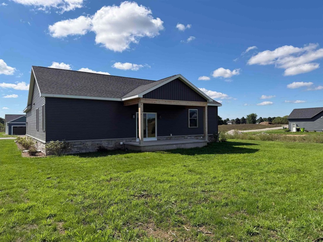 House in Traverse City, Michigan, United States 2 - 18851593