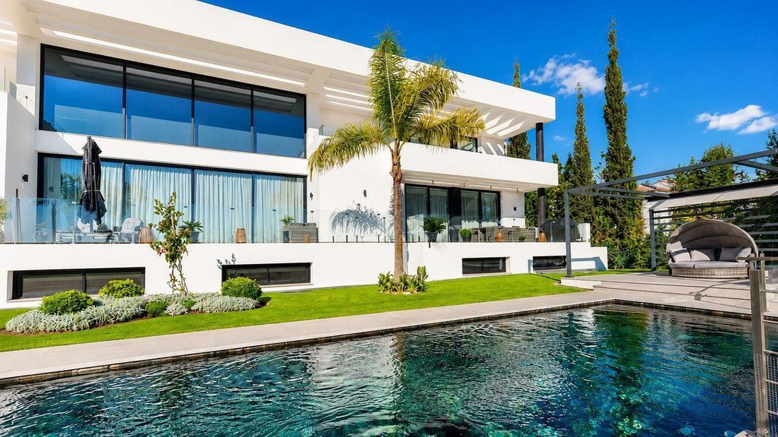 Villa in Estepona, Andalusia, Spain 3 - 18857423