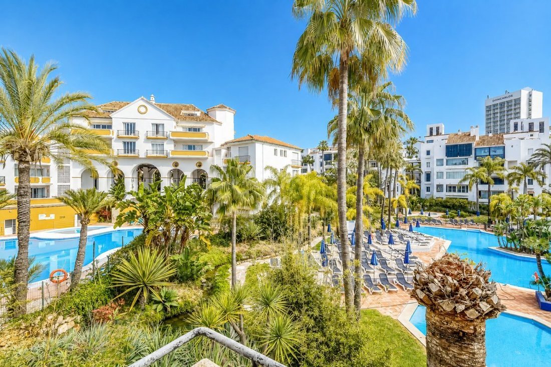 Apartment in Elviria-Cabopino, Marbella, Spain 5 - 18856981