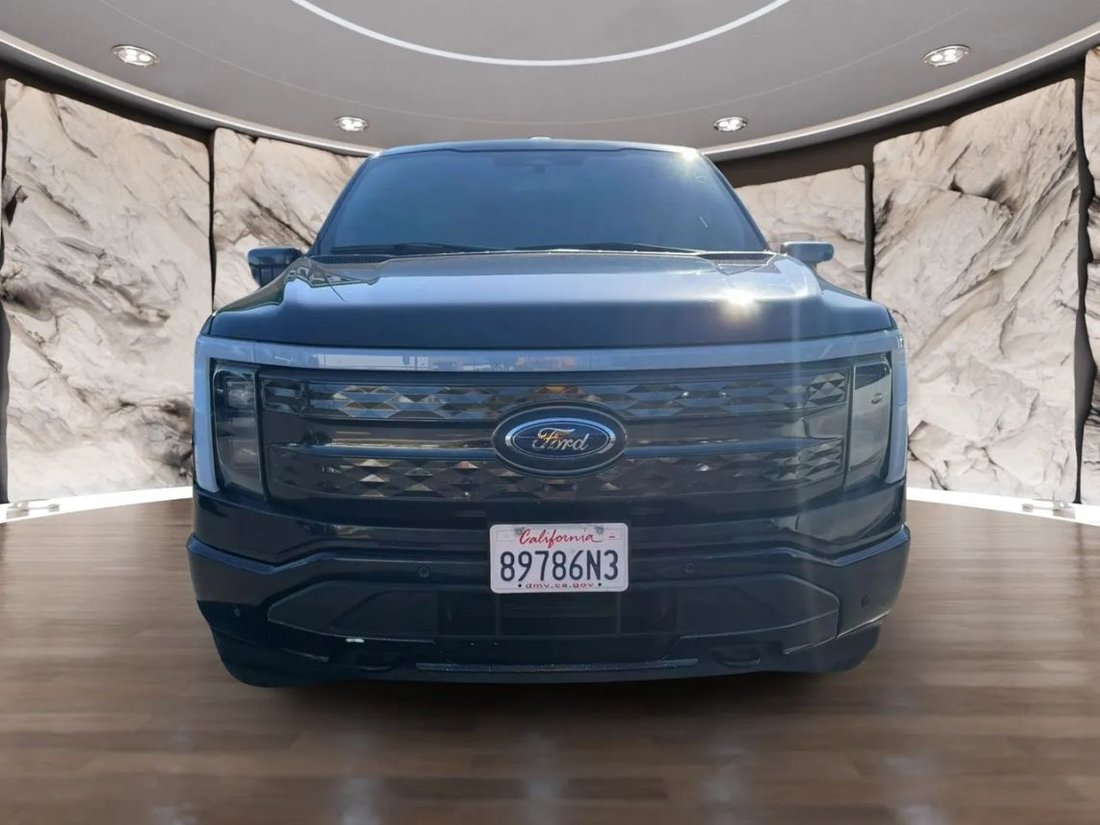 Pickup in Ontario, CA, United States 2 - 18855224