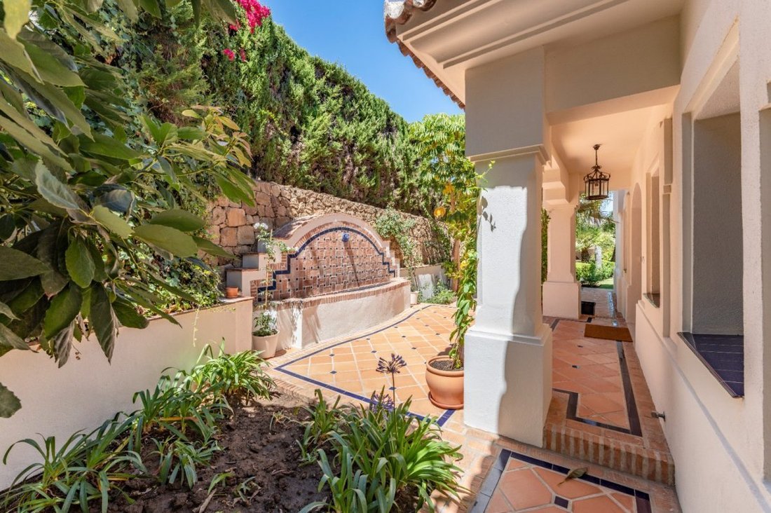 Villa in Marbella, Andalusia, Spain 3 - 18857135