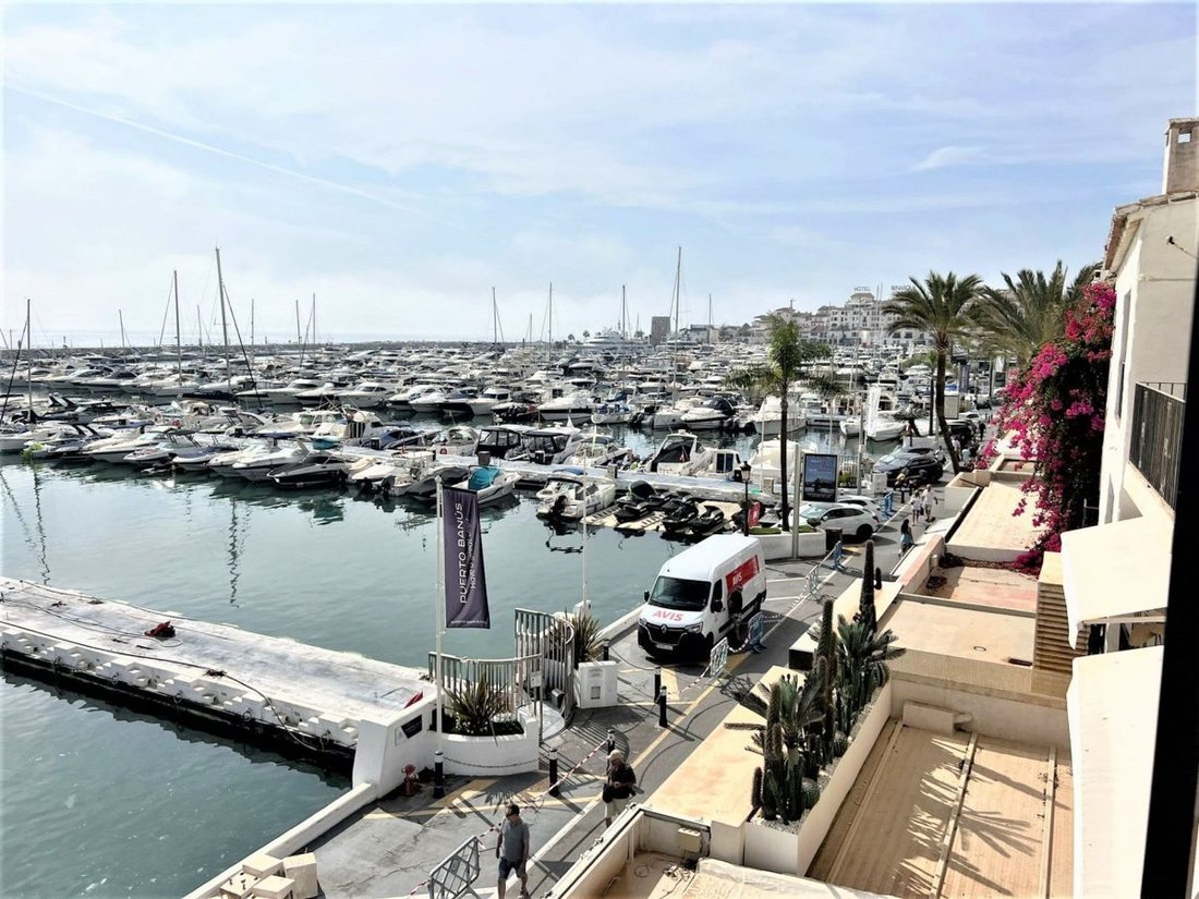 Apartment in Puerto Banus, Marbella, Spain 1 - 18860142