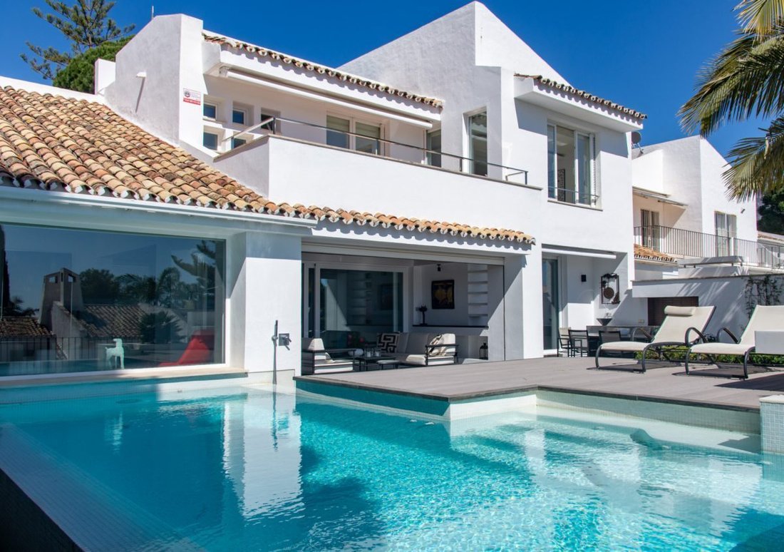 Villa in Nueva Andalucía, Marbella, Spanien 1 - 18862411