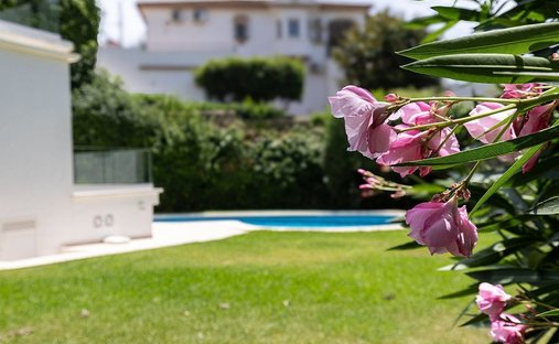 Villa in Elviria-Cabopino, Marbella, Spanien 1