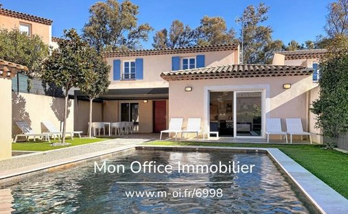 Casa en Grimaud, Provenza-Alpes-Costa Azul, Francia 1