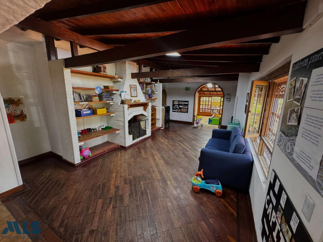 House in Envigado, Antioquia, Colombia 2 - 18850029