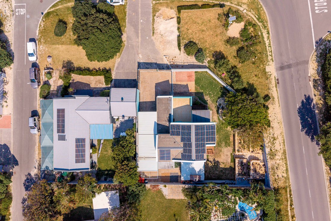 House in Hout Bay, South Peninsula, Cape Town 2 - 18856115