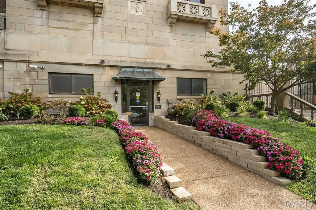Condo in St. Louis, Missouri, United States 3 - 18845722