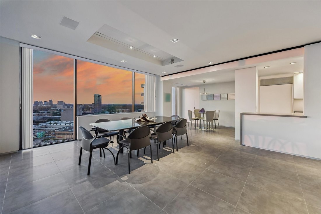 Condo in Houston, Texas, United States 3 - 18849255