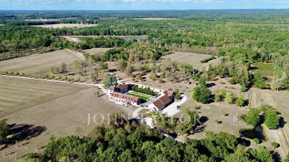 Finca en Chambord, Centro-Val de Loira, Francia 1 - 18845201