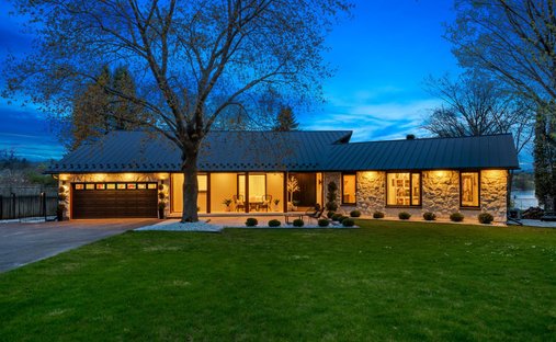 House in Ottawa, Ontario, Canada 1