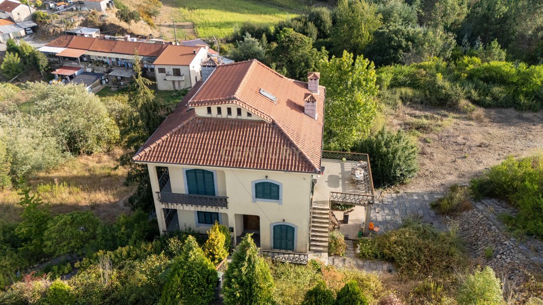 Villa in Campo e Sobrado, Distrikt Porto, Portugal 1 - 18853411