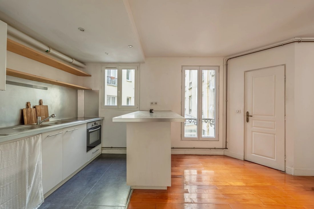 Apartment in Grange Aux Belles-Terrage, Paris 10e Arrondissement, Paris 4 - 18851852
