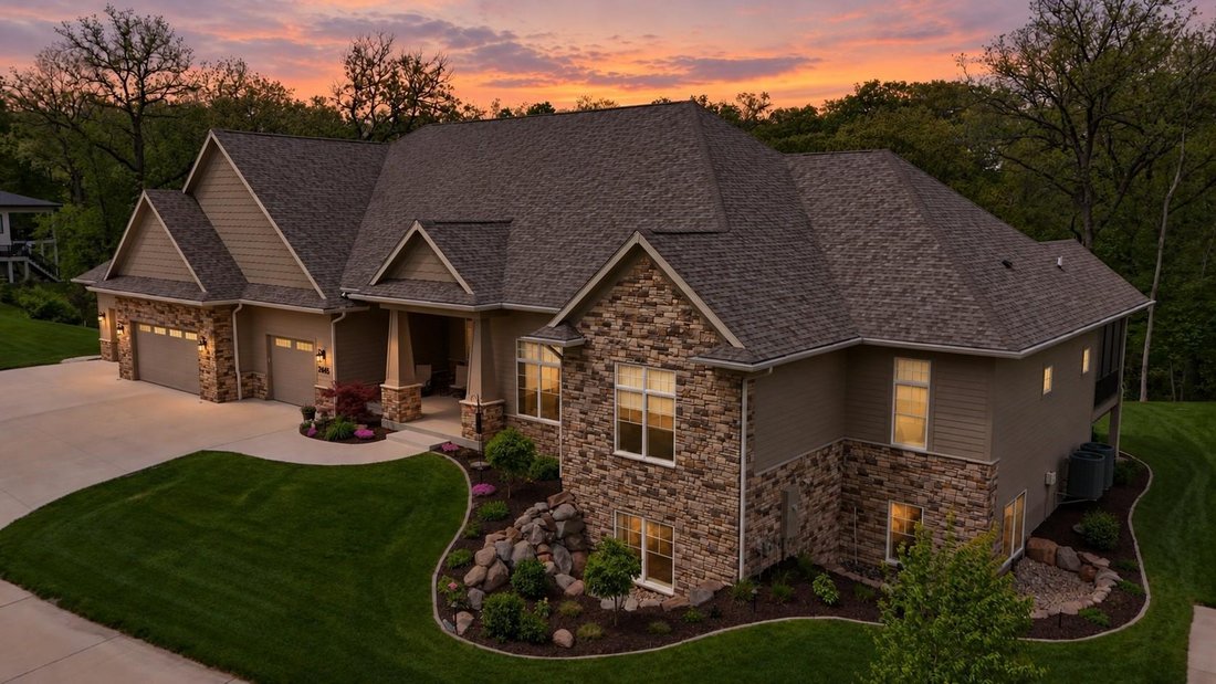 House in Johnston, Iowa, United States 1 - 17860043