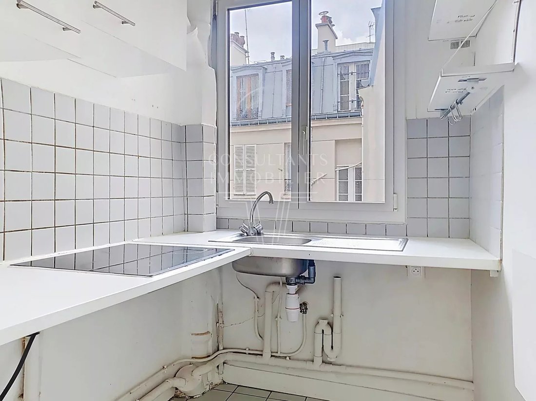 Apartment in Perouses, Paris, Ile-de-France 4 - 18843685
