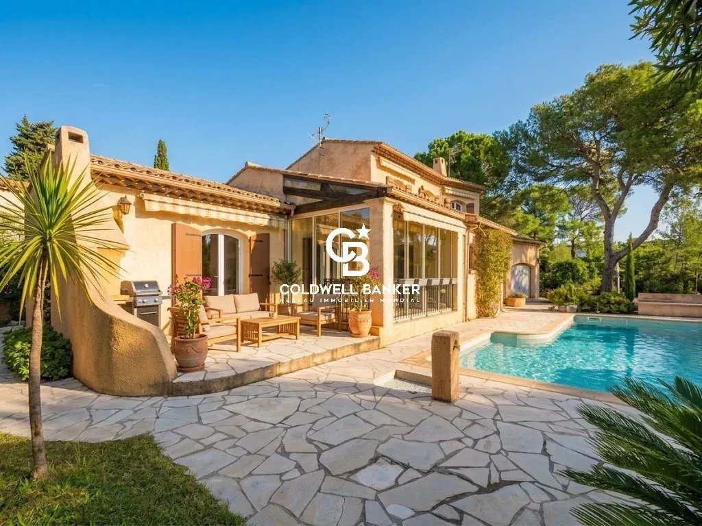 Casa en Tour de Mare, Fréjus, Francia 1 - 18342820
