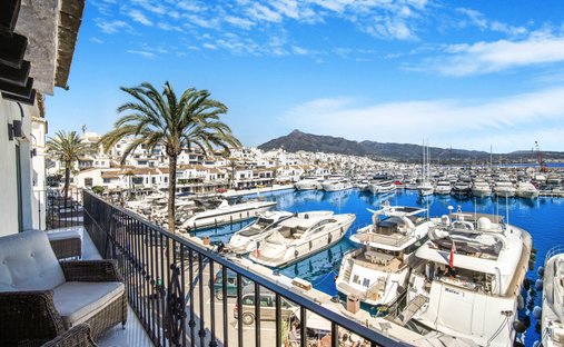 Penthouse in Puerto Banus, Marbella, Spain 1