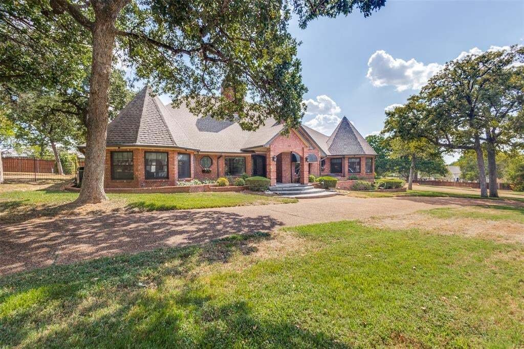 House in Grapevine, Texas, United States 5 - 18842701