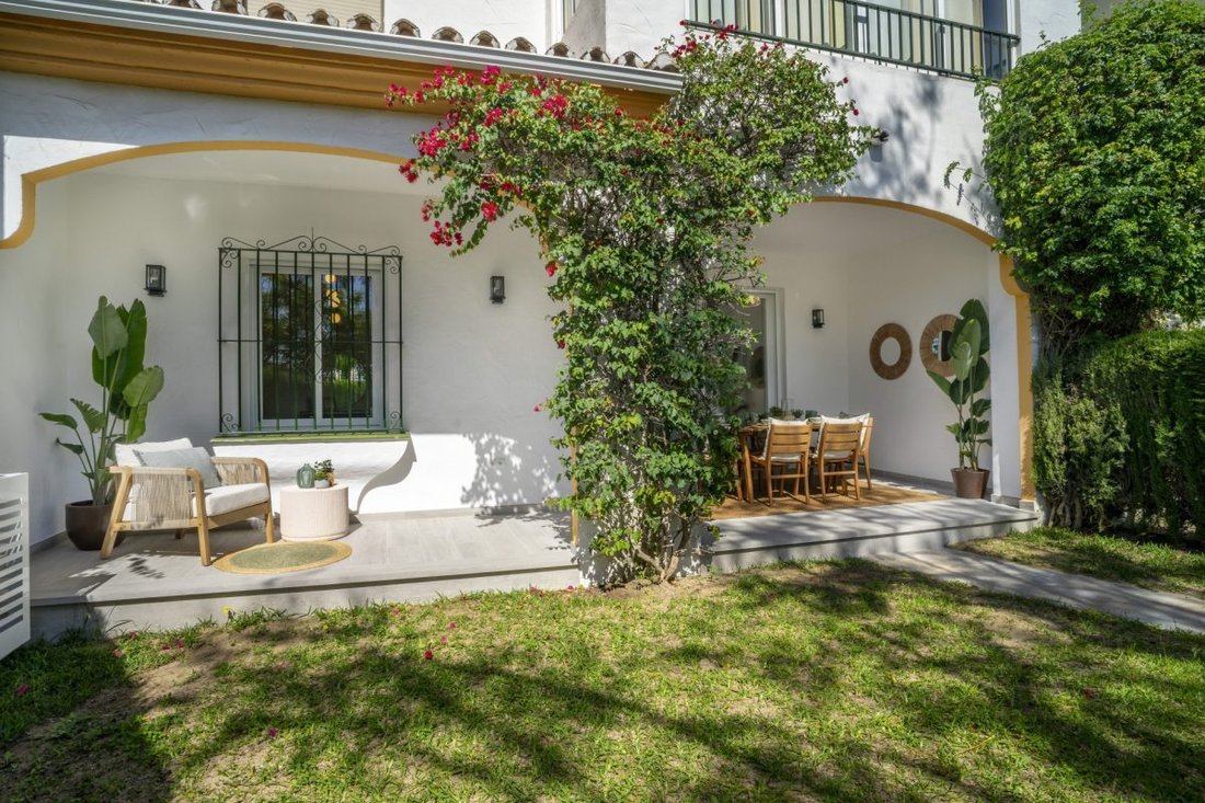 Apartment in Puerto Banus, Marbella, Spain 4 - 18860169