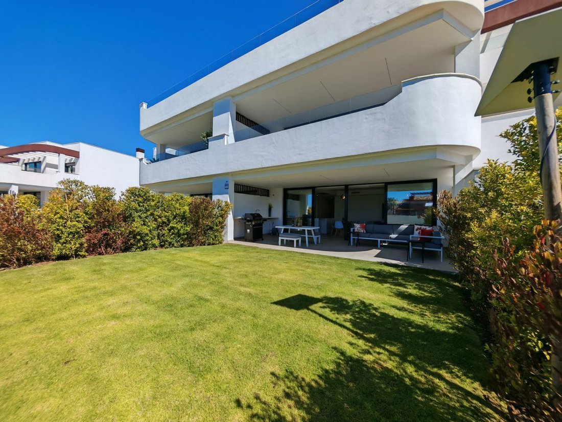 Wohnung in Cancelada, Estepona, Andalusien 1 - 18858409