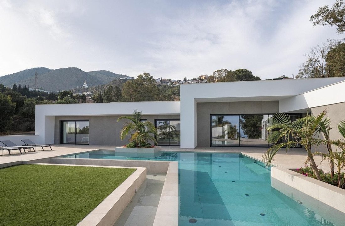 Villa in Benalmadena, Andalusia, Spain 5 - 18857054