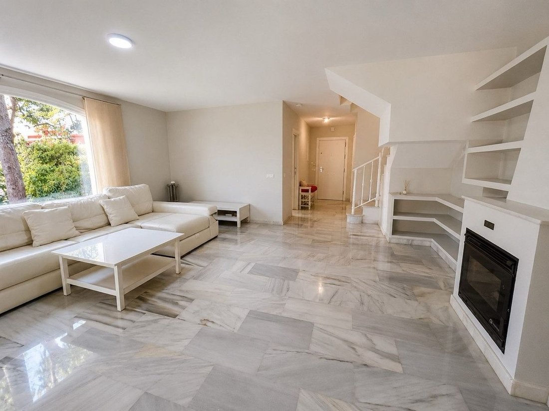 Townhouse in Estepona, Andalusia, Spain 5 - 18857018