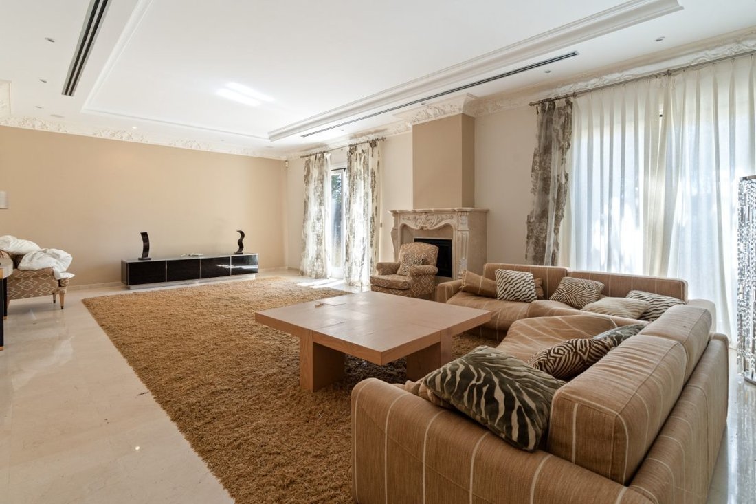 Villa in La Quinta, Benahavis, Andalusia 5 - 18857642