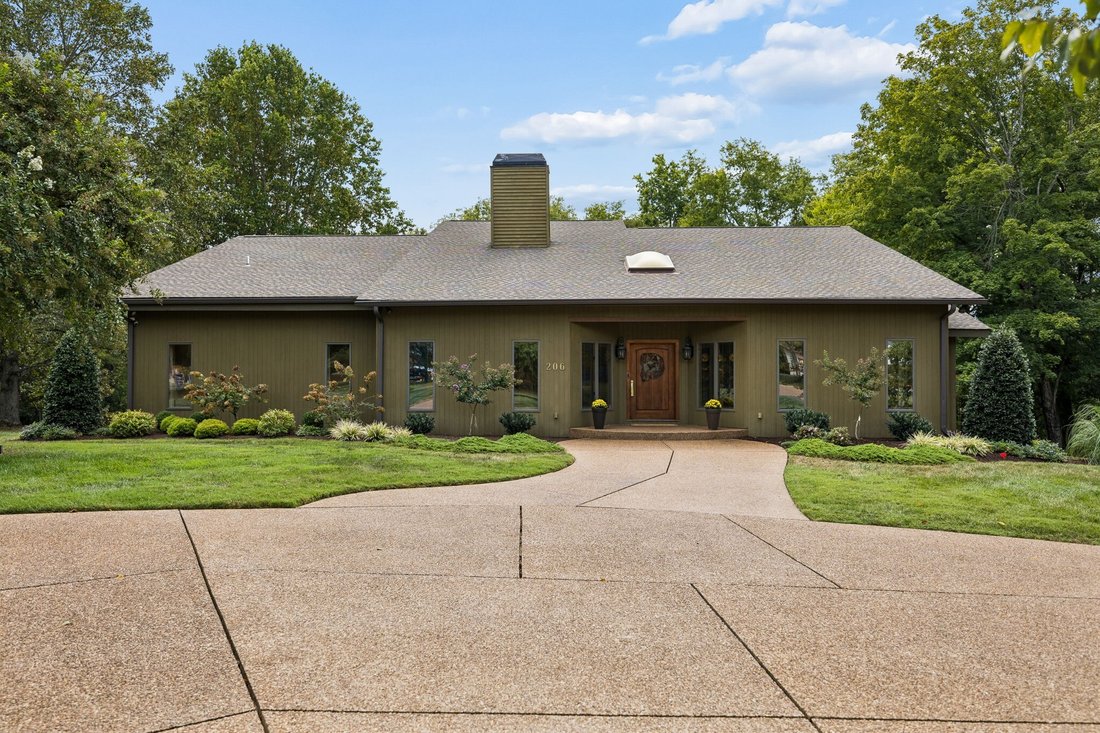 House in Columbia, Tennessee, United States 1 - 18849844