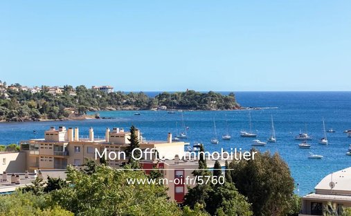 Maison à Le Dramont-Agay-Anthéor-Le Trayas, Saint-Raphaël, France 1