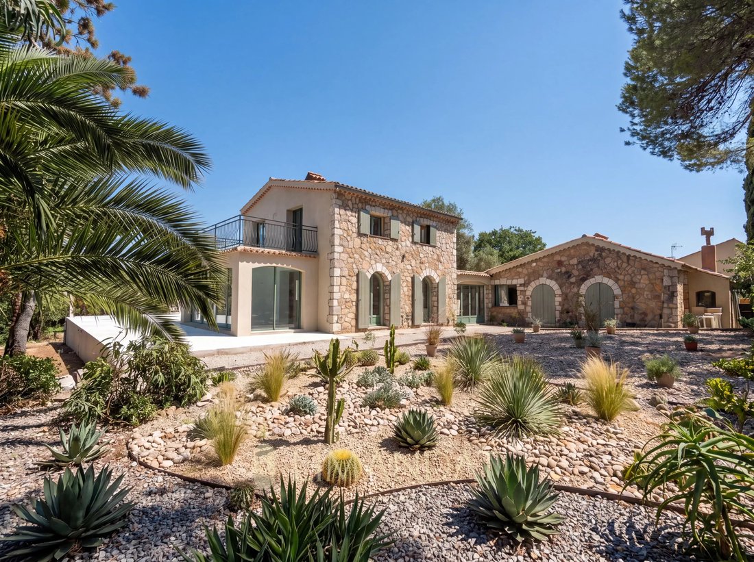 Villa in La Constance-Le Puy, Antibes, France 3 - 18853499