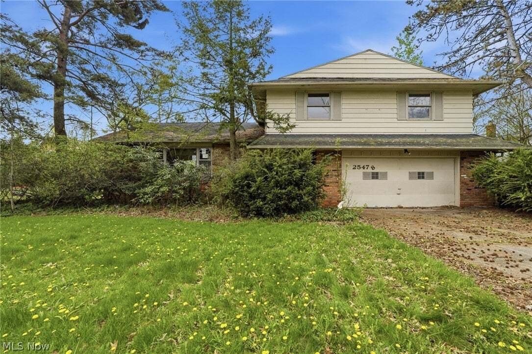 House in Shaker Heights, Ohio, United States 1 - 18842456