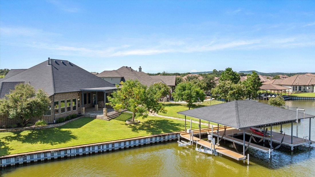 House in Granbury, Texas, United States 1 - 17540135