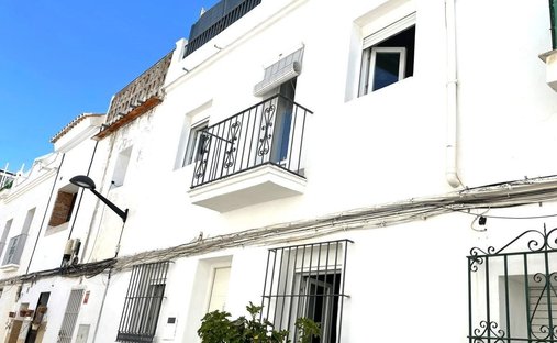 Stadthaus in San Pedro de Alcántara, Andalusien, Spanien 1