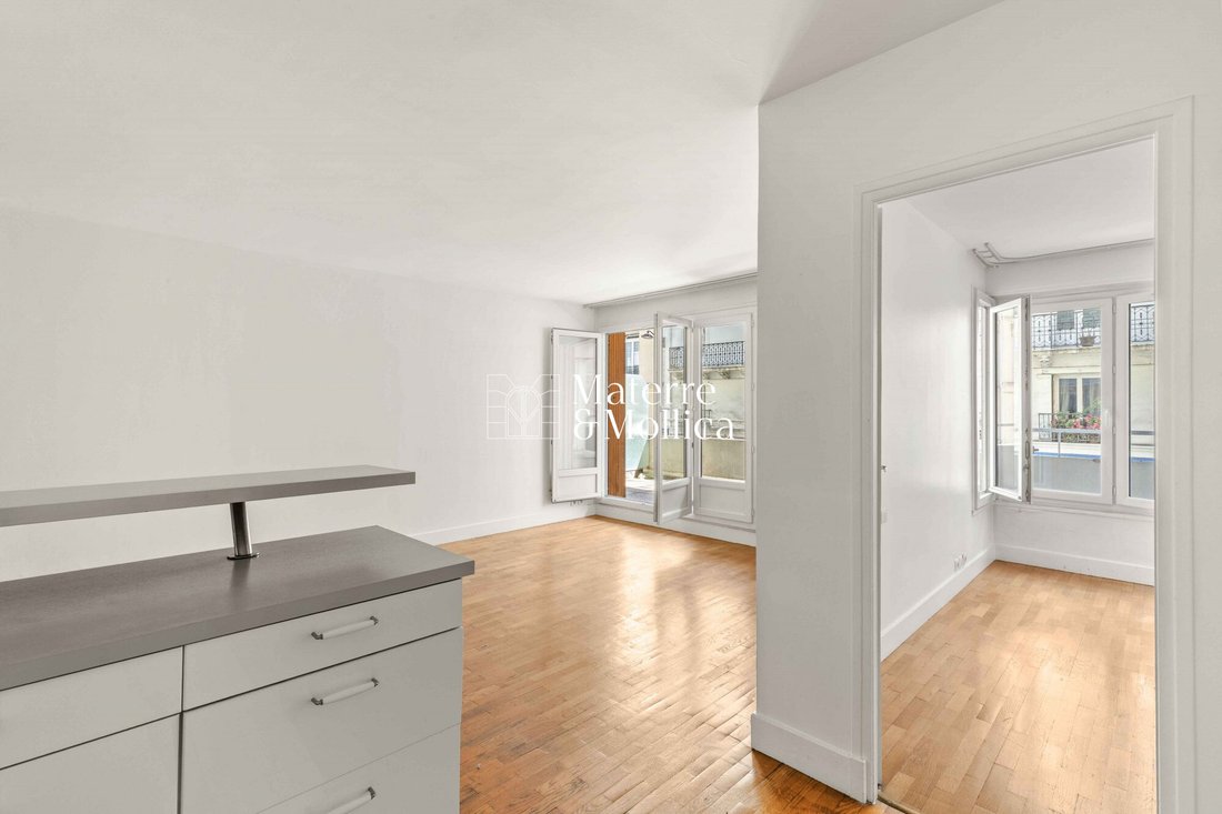 Apartment in Odéon, Paris 6e Arrondissement, Paris 4 - 18854182