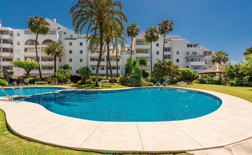 Appartamento a Estepona, Andalusia, Spagna 1
