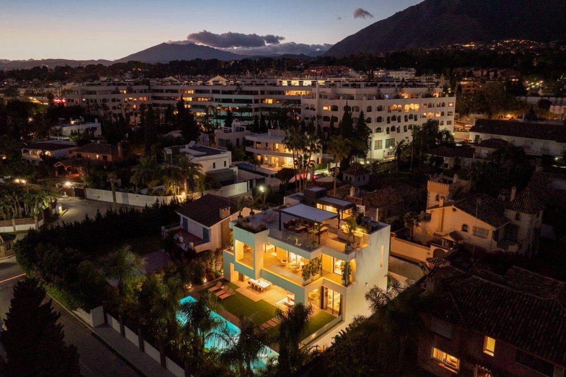 Villa in Marbella, Andalusia, Spain 2 - 18862236