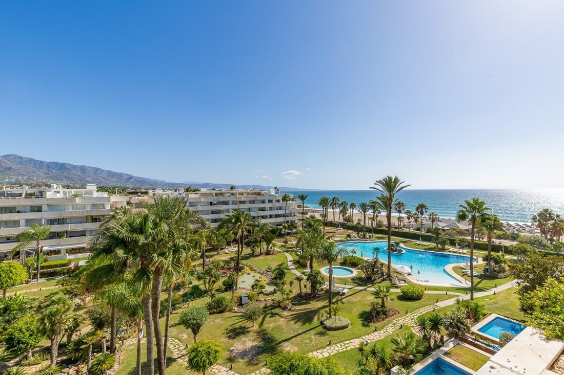 Appartamento a Puerto Banus, Marbella, Spagna 1 - 18862234