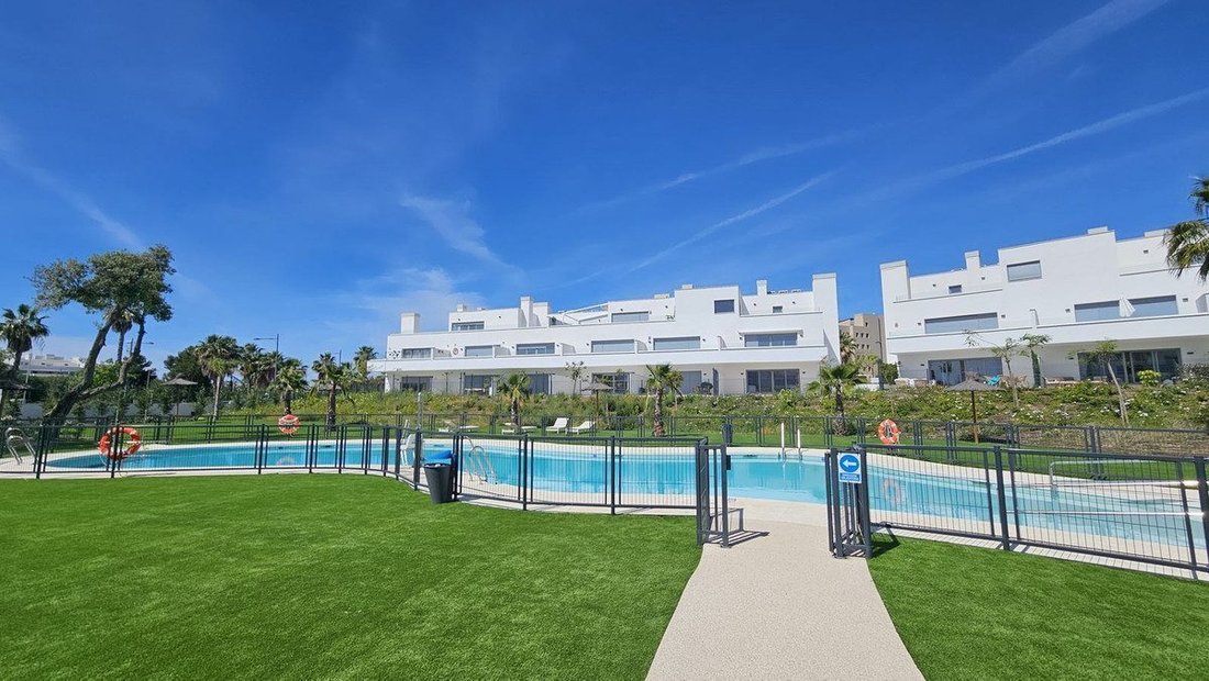 Wohnung in Estepona, Andalusien, Spanien 2 - 18857610