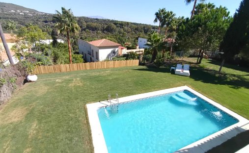 Villa in Sotogrande, San Roque, Andalusia 1
