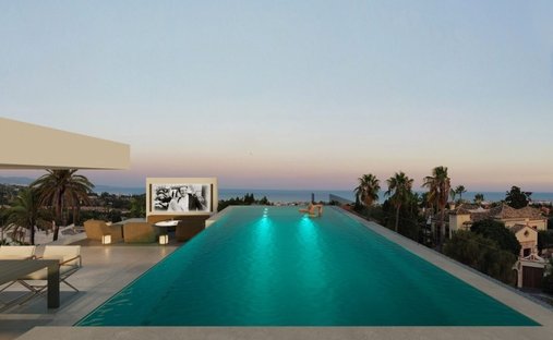 Villa in Puerto Banus, Marbella, Spain 1