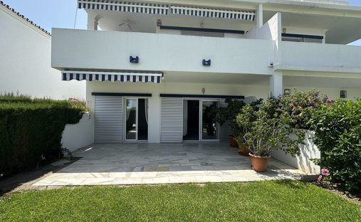 Apartment in Puerto Banus, Marbella, Spain 1