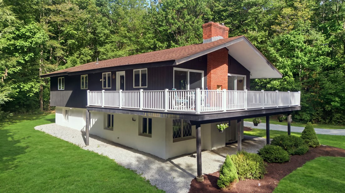 House in Hinsdale, Massachusetts, United States 4 - 18843120
