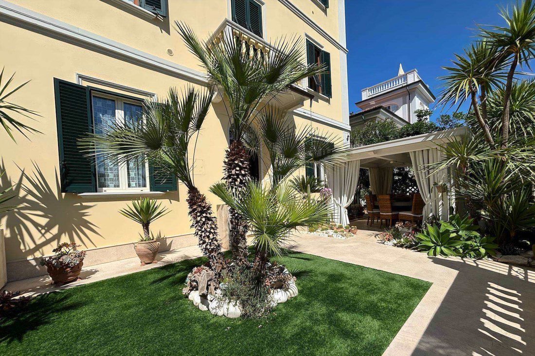 Villa in San Vincenzo, Tuscany, Italy 4 - 18853285
