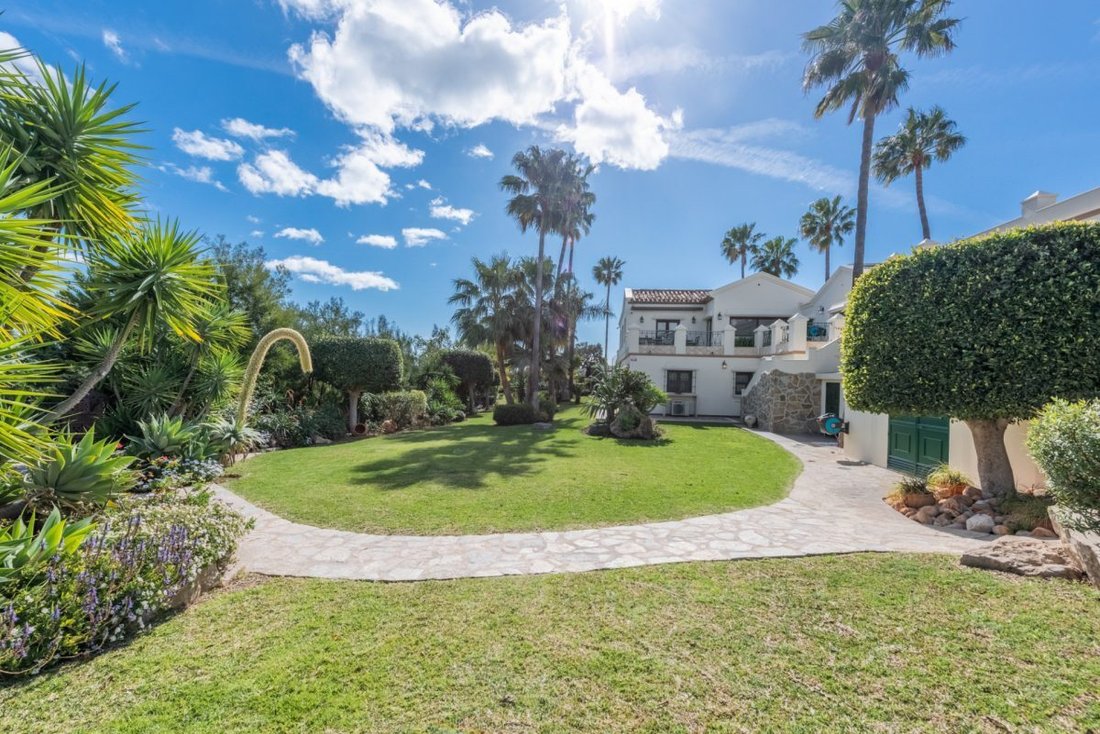 Villa a Estepona, Andalusia, Spagna 5 - 18861640